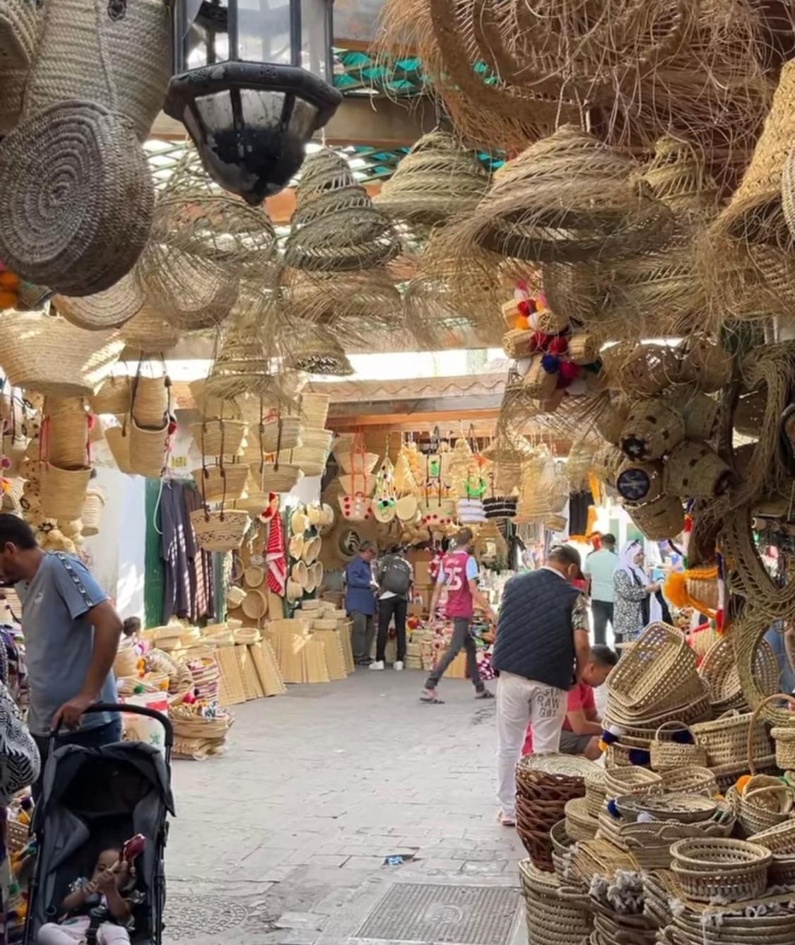 Joli Appart Avec Terrasse Au Centre Ville Tétouan Exterior foto